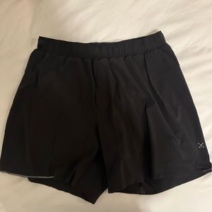 Men’s Lululemon Fast and Free Lined Shorts